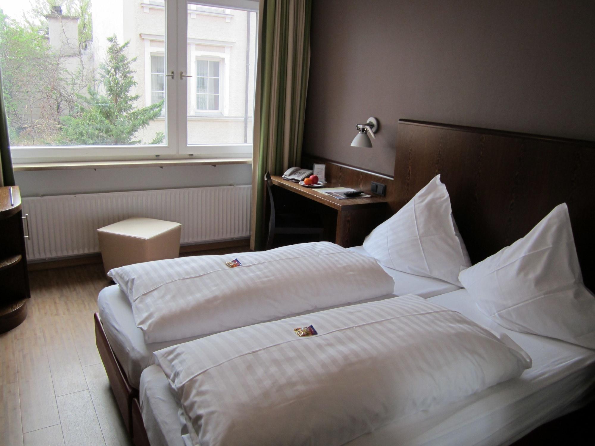Westend 3* Munich